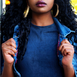 <span style="color: #07aefc"></span>素材